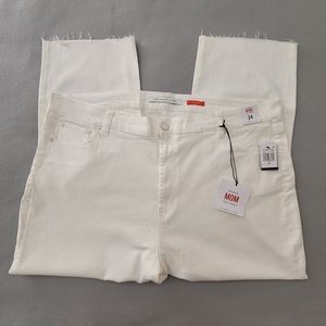 Celebrity Pink High Rise Iconic Mom Jeans Size 24 White Denim  READ DESCRIPTION